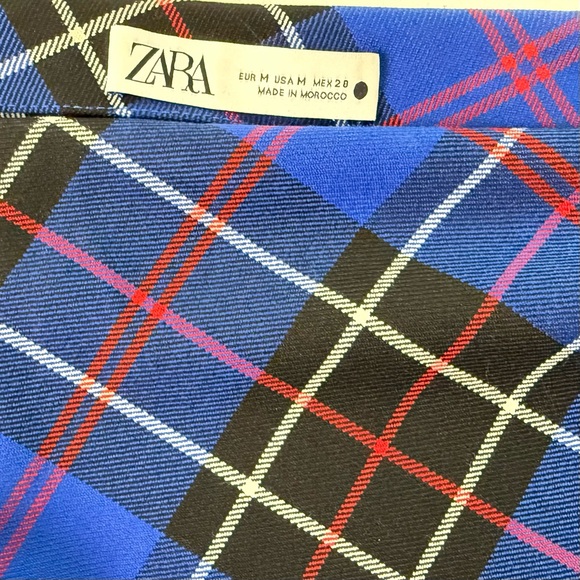 ZARA Blue Plaid Asymmetrical Set/Off-The-Shoulder Top & Ruched Slit Midi Skirt - Picture 16 of 16